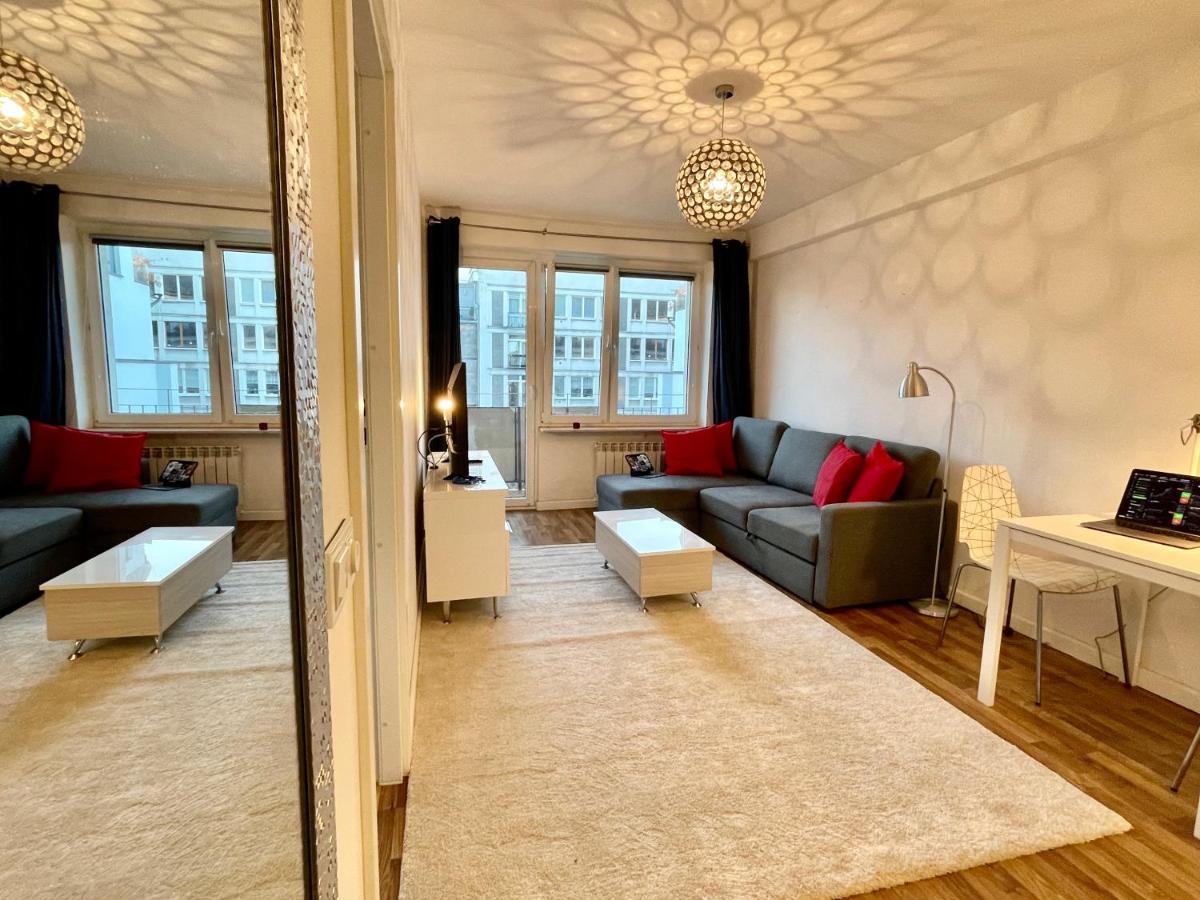 Decor 2 Metro Fast Wifi 55'Tv Netflix Hbo Cozy Apartment Warsaw Luaran gambar