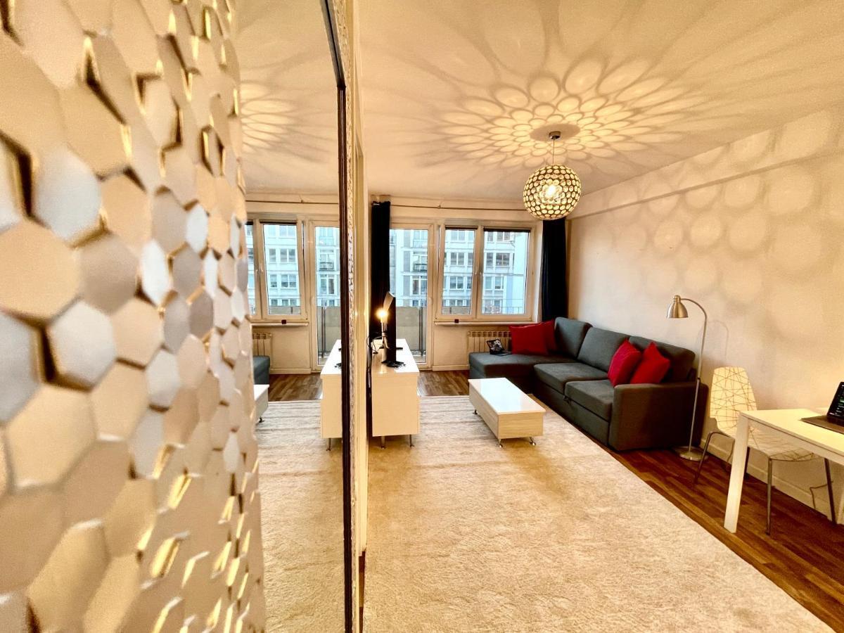 Decor 2 Metro Fast Wifi 55'Tv Netflix Hbo Cozy Apartment Warsaw Luaran gambar