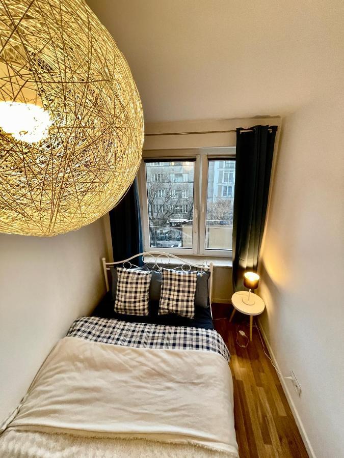Decor 2 Metro Fast Wifi 55'Tv Netflix Hbo Cozy Apartment Warsaw Luaran gambar
