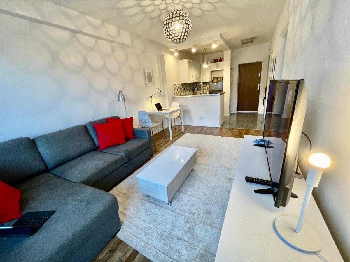 Decor 2 Metro Fast Wifi 55'Tv Netflix Hbo Cozy Apartment Warsaw Luaran gambar