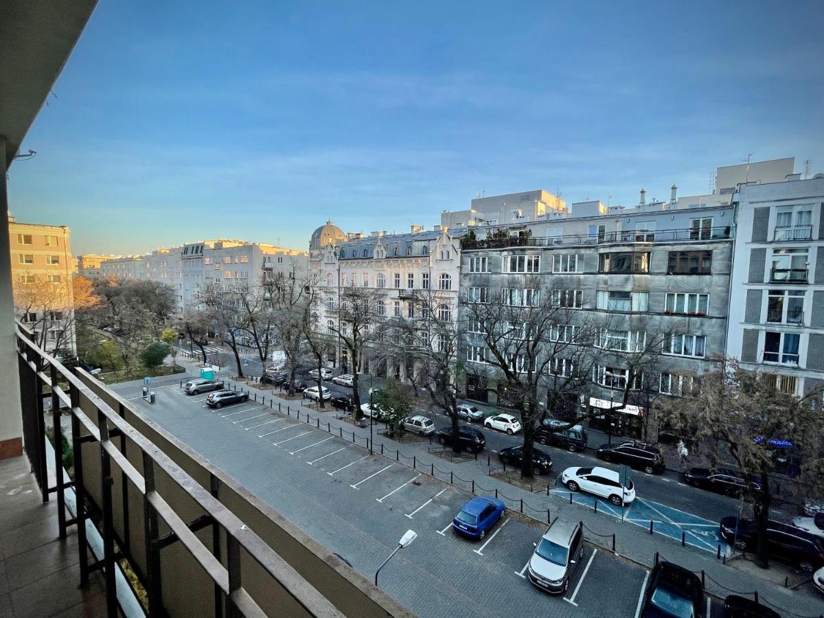 Decor 2 Metro Fast Wifi 55'Tv Netflix Hbo Cozy Apartment Warsaw Luaran gambar