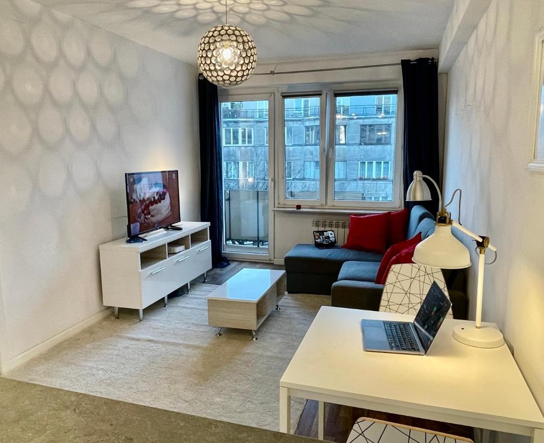 Decor 2 Metro Fast Wifi 55'Tv Netflix Hbo Cozy Apartment Warsaw Luaran gambar