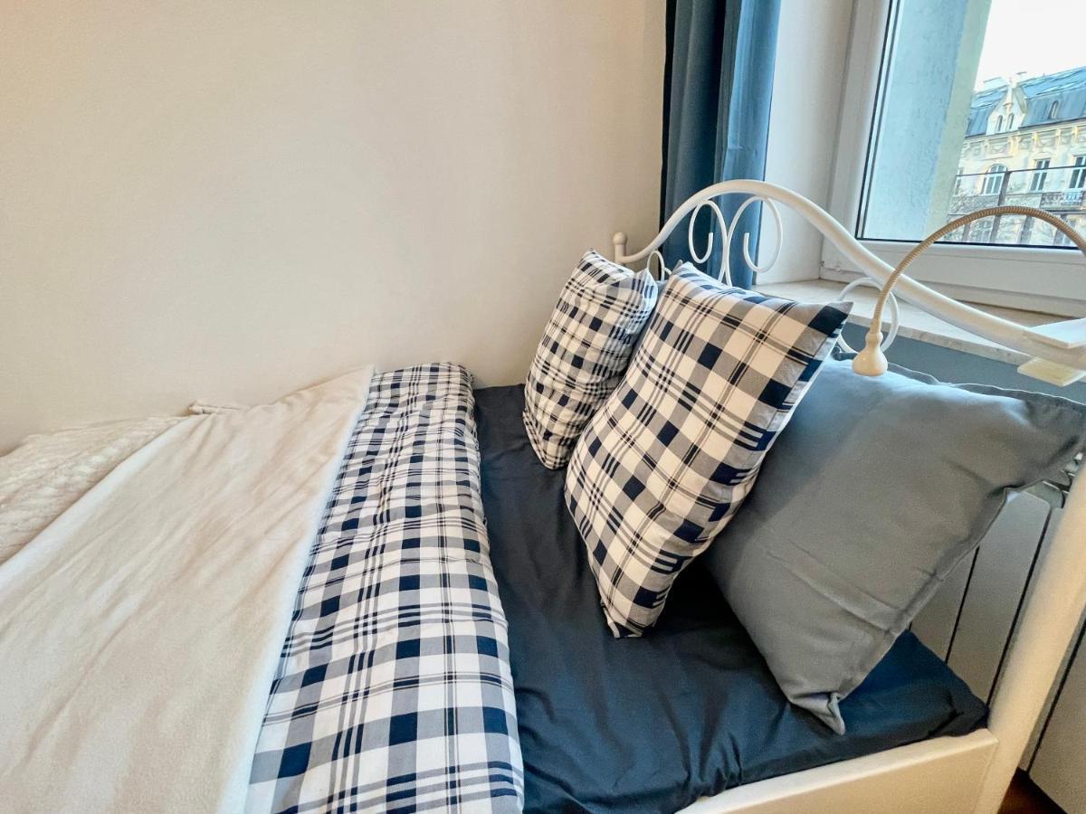 Decor 2 Metro Fast Wifi 55'Tv Netflix Hbo Cozy Apartment Warsaw Luaran gambar